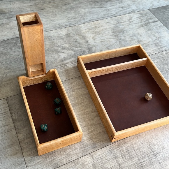 Handcrafted dice trays with tower - Picture 7 of 12